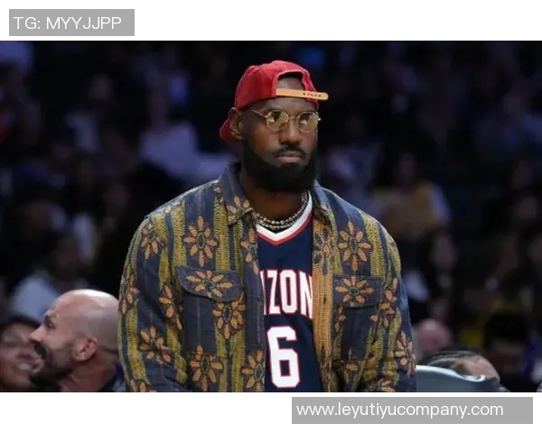 湖人前14场比赛揭示老詹复出后终结者角色的潜力与期待