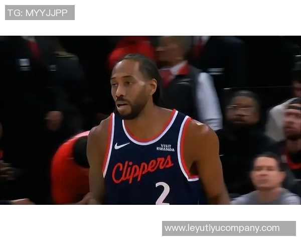 莱昂纳德状态低迷17投7中仅得18分5篮板正负值创赛季新低 莱昂纳德状态低迷17投7中仅得18分5篮板正负值创赛季新低