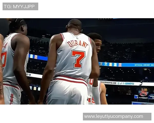 杜兰特称赞独行侠分球出色浓眉状态回暖让防守难度加大