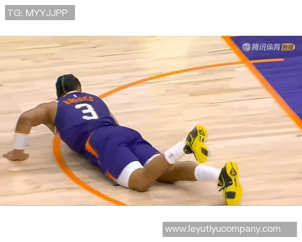 狄龙谈裁判判罚影响比赛结果强调球员需忍耐不满情绪