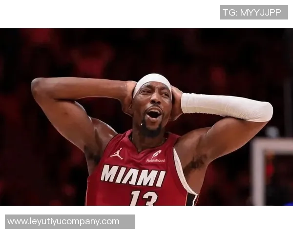 阿德巴约谈韦尔投篮稳定性对球队进攻的积极影响与空间创造能力